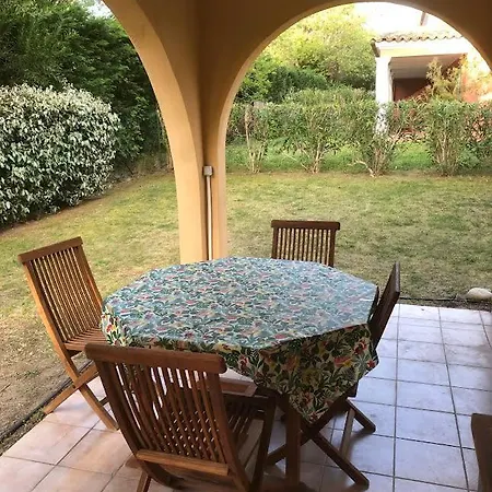 Les Jardines D'artemis 公寓